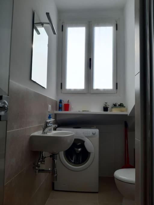 Appartement La Mansarda Delle Mongolfiere à Turin Extérieur photo