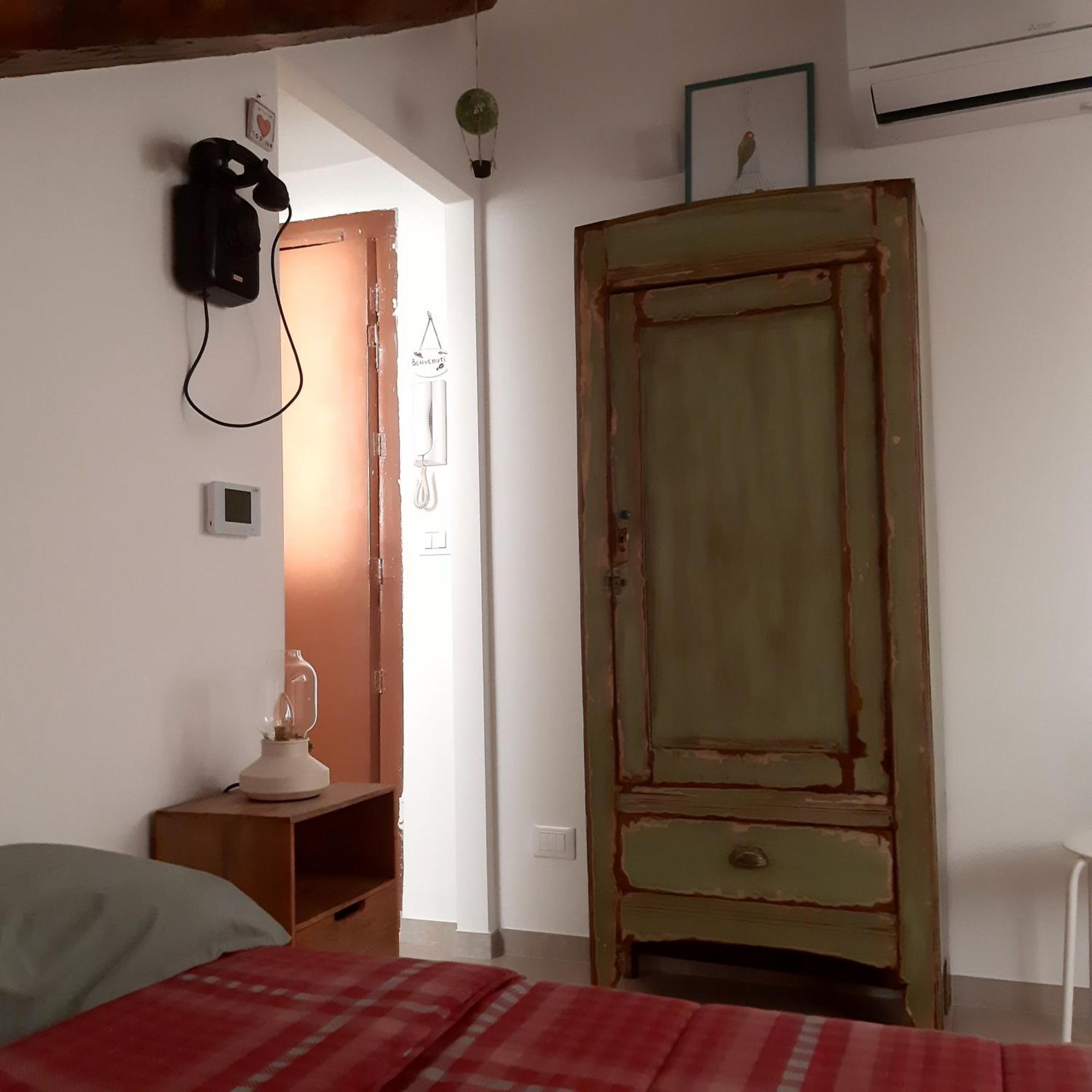 Appartement La Mansarda Delle Mongolfiere à Turin Chambre photo